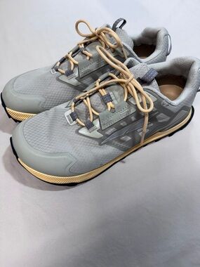 ALTRA Lone Peak All-WTHR Low 2 Women’s 9.5 Trail Running Shoe Waterproof Gray